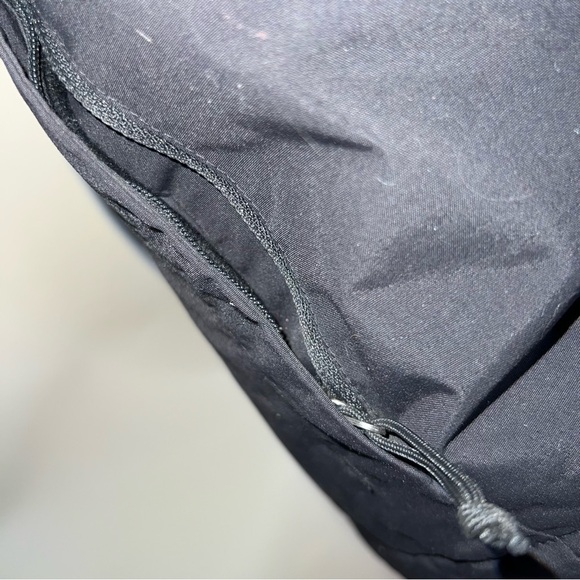 The North Face Women’s Black Hyvent Jacket Size Medium - Picture 2 of 7